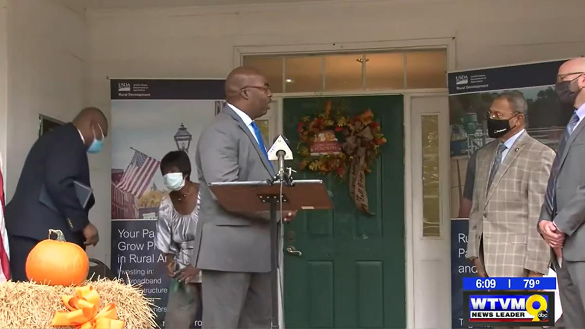 Congressman Bishop and USDA Deputy Undersecretary Justin Maxson present Buena Vista, Georgia with funds to upgrade its water system