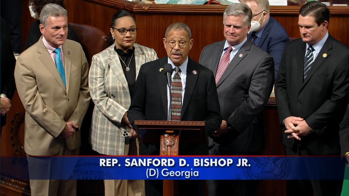Congressman Bishop, dean of the GA Congressional Delegation, leads the U.S. House in remembring former U.S. Rep. J. Roy Rowland, Jr. (GA)